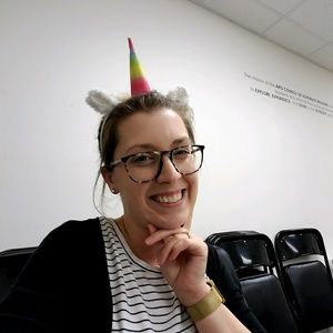 Meet your Posher, Samantha